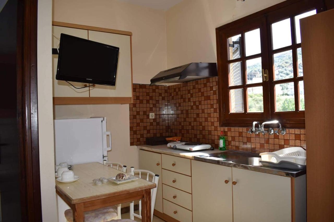 Iliotropio Studios Loutra Edipsou  Extérieur photo