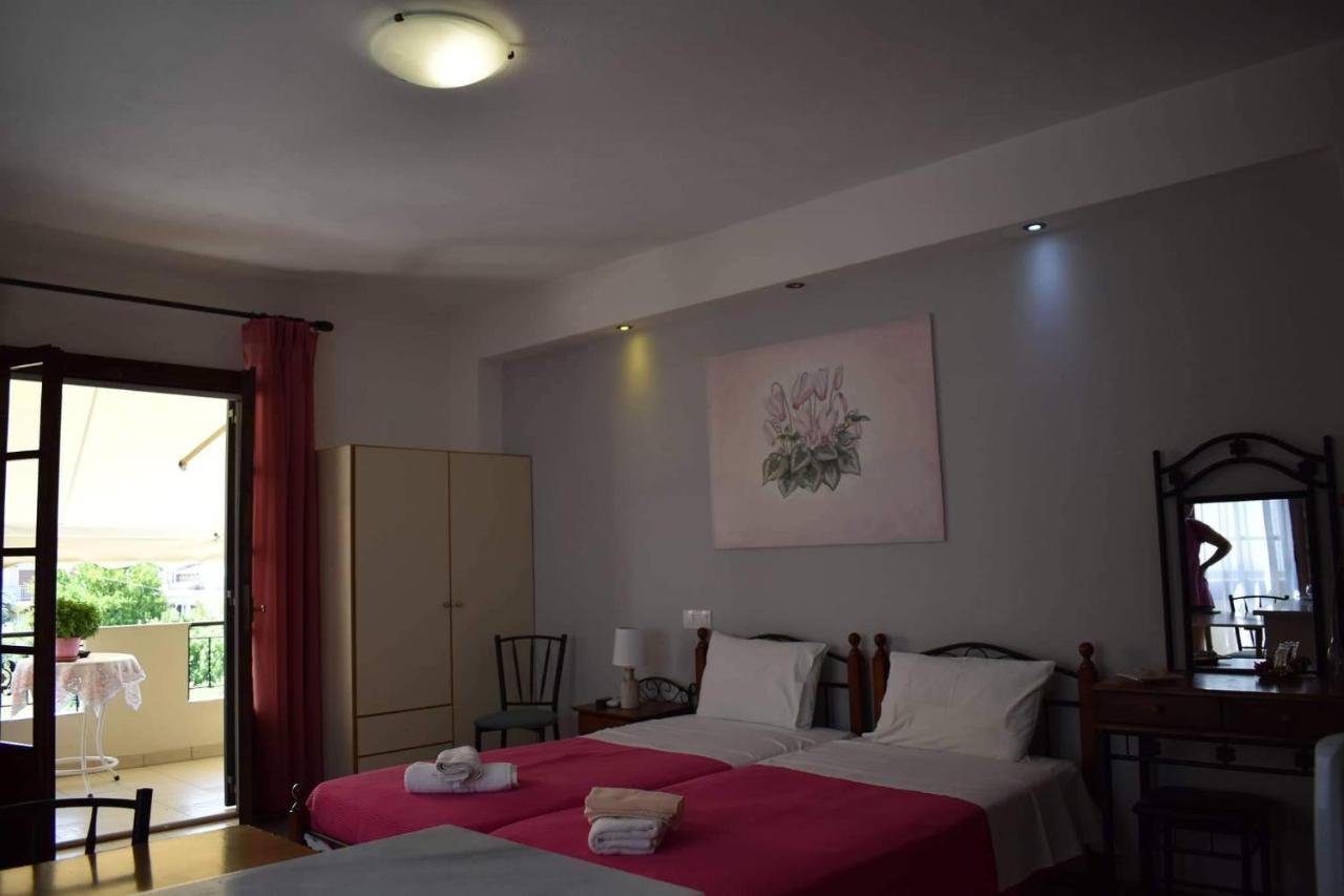 Iliotropio Studios Loutra Edipsou  Extérieur photo