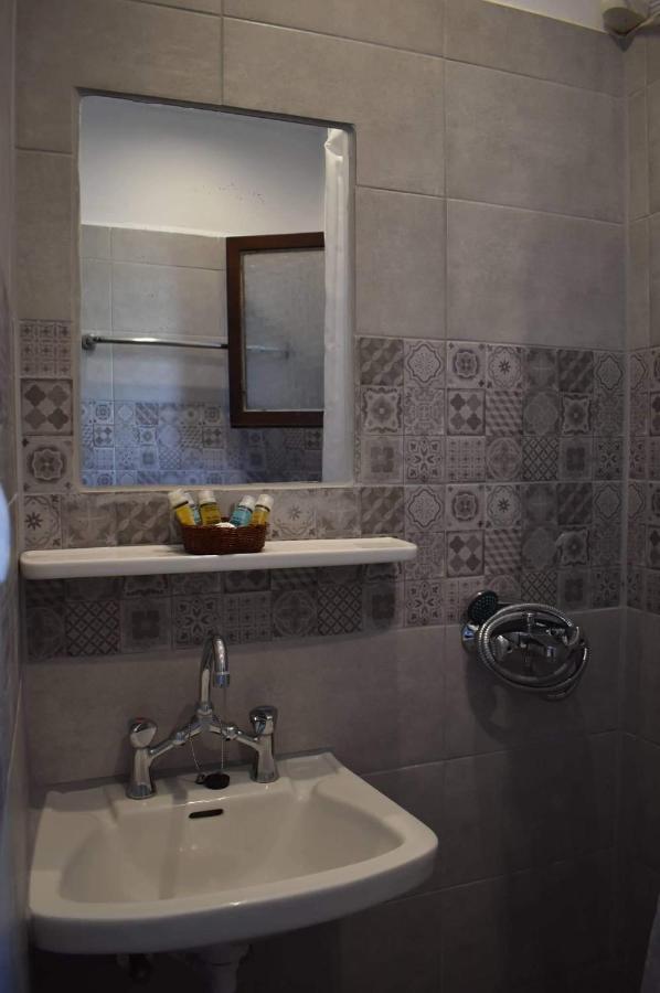 Iliotropio Studios Loutra Edipsou  Extérieur photo