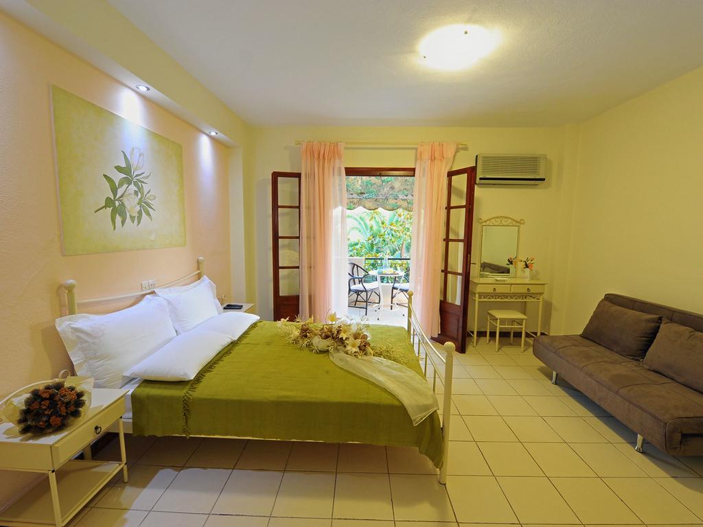Iliotropio Studios Loutra Edipsou  Extérieur photo